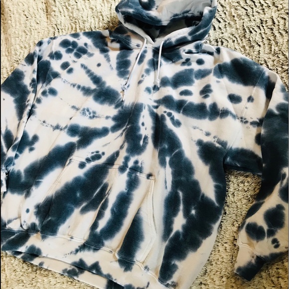 Urban Outfitters Tops - tie dye hoodie